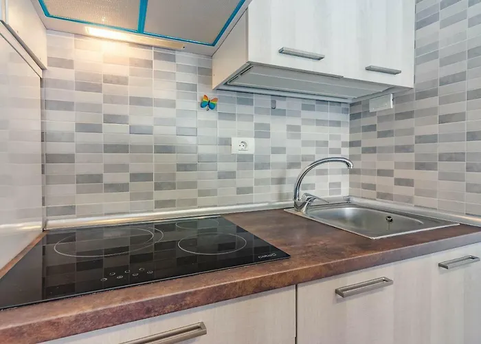 Heated Pool Sea View Speedy Wifi Apartment *